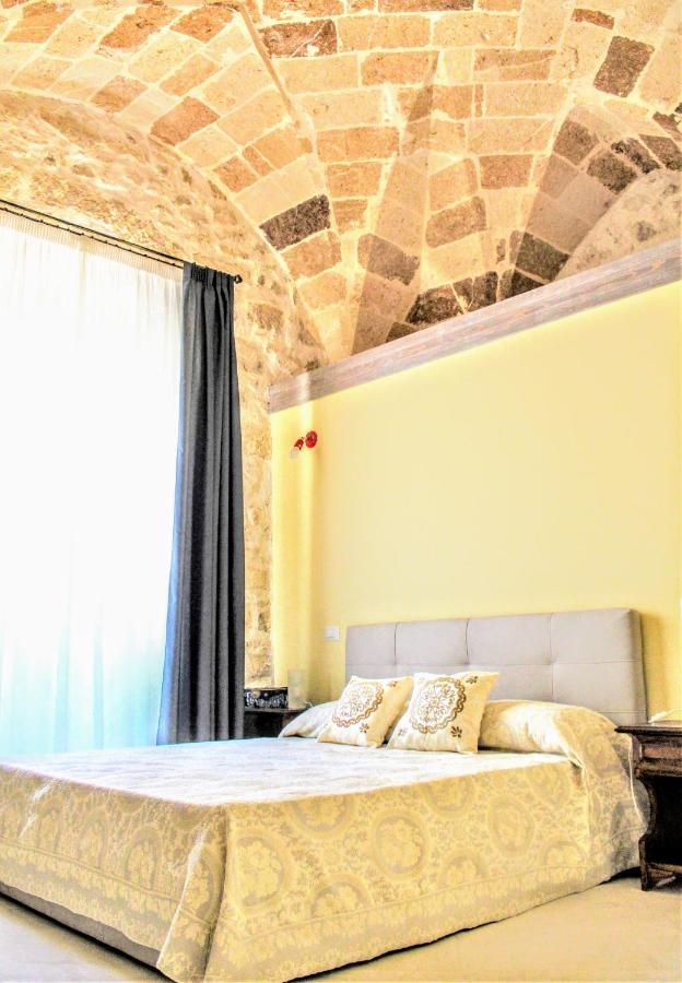 Dimora Vico Dei Nohi Bed & Breakfast Lecce Dış mekan fotoğraf
